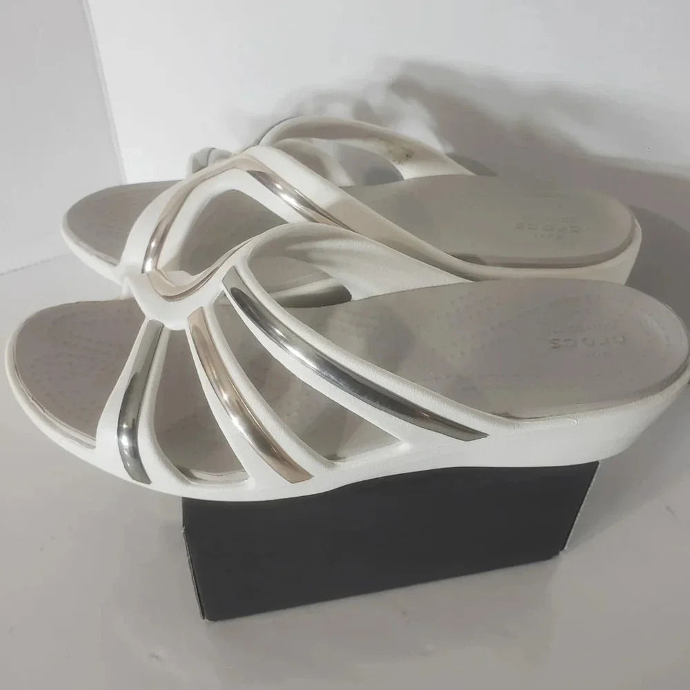 Crocs Womans Sanrah MetalBlock Strap/Wedge Silver/Bronze Slip-on Sandals,W9.